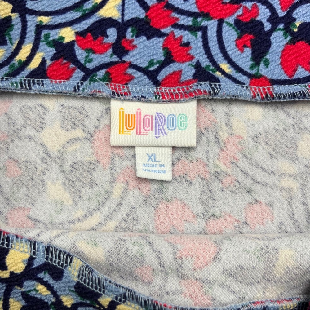 LuLaRoe Cassie Pencil Skirt Floral Geometric Blue Red Stretchy Knit Bottoms - Picture 2 of 6